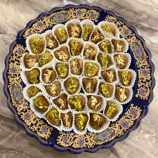Sukkari, mixed fillings, platter